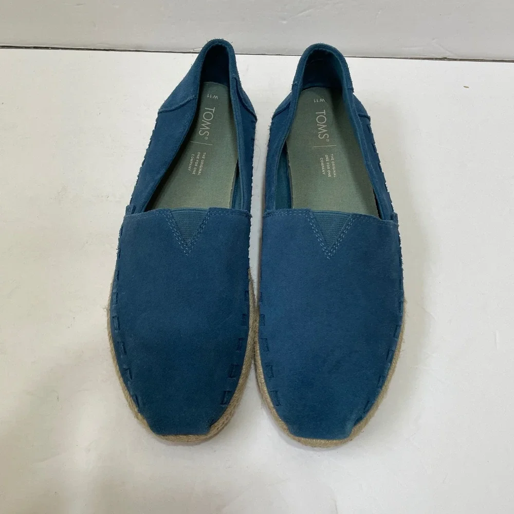 TOMS SLIP ON ESPADRILLES IN‎ BLUE SUEDE